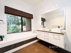 House For Sale in Bedfordale Bedfordale, 8 Equestrian Avenue