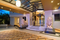 "Sails" is the epitome of luxury, light and space. Set on a waterfront estate of 5,371m2 in the secure Hope Island Resort, this mega-mansion provides flawless standards of luxury. The home boasts vast living spaces, and offers the ultimate in comfort and splendour, with every detail meticulously taken care of.

The four-level residence is the ultimate in visual appeal, displaying architectural brilliance at it's best. Soaring ceilings and incredible water views take your breath away at every turn. Yet with all of it's stunning and lavish features, this is a residence that provides practical living and splendid seclusion. 

-	5,371m2 grounds with 176 metres of water frontage
-	2709m2 approx living space
-	Deep water mooring
-	Six separate living areas
-	Magnificent dedicated dining room
-	Superb commercial-grade kitchen
-	Two grand master suites
-	Five double bedrooms, all ensuited
-	Fully-self-contained penthouse on top level
-	Ten seat fully-equipped tiered theatre
-	Office suite with boardroom
-	Swarovski crystal chandeliers throughout
-	Outdoor entertaining areas including sweeping terraces and custom-built Bali hut

No FIRB approval is required for overseas buyers.

Only an inspection can truly reveal what this palatial home has to offer. View the online video to get a glimpse into this wondrous abode (click on online or virtual tour to view).