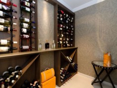 This prestigious estate is situated at the end of the highly respected Maryland Avenue. Situated in privacy behind grand electric gates and sand stone walls are two prime acres on two titles.

The architect has designed this home to maximize its North facing position with views to the East as well. This park like setting with mature trees is elevated 1.7 meters above adjoining land and has not been affected by major floods. This recently refurbished residence offers 1,000 square meters of opulent decor with the latest sinks, tubs and tap ware. Separate from the main house and situated near the entry gates is 2 bedroom guest house with its own complete kitchen, laundry, lounge and study. A large pontoon and wharf beside the river gives access to the Broadwater and out to the ocean from your back yard.

Features of this property:

7 Bedrooms, 6 bathrooms, 5 car garage with parking for upto 10 vehicles
Master bedroom includes parents retreat, twin dressing room, riverside balcony, and deluxe ensuite
Designer chefs kitchen with granite bench tops, 2 oven plus warming ovens, and walk in pantry
A Helipad has been approved for this estate.
Championship tennis court with flood lights and pavilion with kitchen, bath and shower.
10 meter pontoon, jet ski cradle, power and water supply
Infar-red security cameras with back to base alarms
Automatic emergency power generator
fully automated irrigation
Future sub- division potential - subject to council approval
Formal living area with open fireplace
Wine cellar
indoor/outdoor entertaining
In-ground swimming pool
in home theatre with elevated seating and soundproof walls
Games room
sizable laundry
Ducted air-conditioning
Landscaped gardens with mature trees and lush lawns, Horses are permitted on the property
Sweeping 200 degree river and skyline views
Less than 5 minutes drive to Royal Pines Golf Resort, Emerald lakes golf, Lakelands golf
8 min drive to Major Shopping Centres, Schools and Central Business district
This property is currently on two titles with an option to purchase the main house and guest house on 1 acre, or purchase 1 acre of riverfront land for offers over $2 million