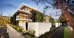  30 WARLEIGH GROVE, BRIGHTON VIC. NOW SELLING ONLY 6 REMAIN OPEN FOR INSPECTION SATURDAY & SUNDAY 1-3PM OR BY APPOINTMENT Situated just off Bay Street, the Warleigh Brighton is a distinctive residential project comprising 101 mid to high-end apartments and penthouses, together with seven townhouses. Its location away from Bay Street created an appealing address that’s private and quiet yet easily accessible, however the lack of main road frontage limited the marketing exposure, producing challenges for exterior advertising and promotion. As one of Cbus Property’s most significant residential projects, The Warleigh Brighton required the focus, attention and expertise of a dedicated sales representative. Bracken Co was able to offer this rare combination, and naturally, Cbus Property entrusted the project to Matt, with confidence in his ability to achieve exceptional results. A high street sales suite was established early, and then under Bracken Co, revitalised and structured to ensure it was more eye-catching and prospect-friendly, with regular opening hours and a single dedicated sales team. The marketing strategy was also reinvigorated by Bracken Co to support and build upon existing material, and explore new avenues for sales generation, which quickly accelerated sales. 
