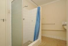  17/66 Central Avenue, Maylands WA **INGLEWOOD BORDER LOCATION** Unit - Property ID: 732158 **OPEN SATURDAY 14TH JUNE 11.00-11.45AM** Located in a much sought after pocket of Maylands, this beautifully presented and spacious property is ideal for the first home buyer or investor alike being just walking distance to transport and shops. Situated in a very well maintained group and priced to sell.  * 2 bedrooms * Built-in robes * Spacious living * Country kitchen * Island bench * Semi ensuite to both bedrooms * Separate toilet * Own laundry * Air-conditioning   Print Brochure - See more at: http://www.mjandco.com.au/real-estate/property/732158/for-sale/unit/wa/maylands-6051/17-66-central-avenue/#sthash.VOKgdw1V.dpuf 