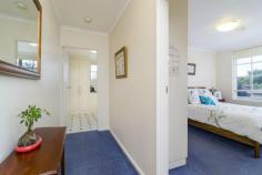 5/176 Melbourne Avenue Glenroy VIC 3046 Set in leafy spacious garden surrounds this first class classic colonial style 1 bedroom apartment. Being a short stroll to major shopping centre and railway station, it is a must see for 1st home buyers. Empty nesters or investors. Split system heating/air, gas appliances, separate shower recess, separate toilet and large laundry together with light filled. North facing kitchen/meals area make this solid brick strata apartment unique and would suit the most fastidious home buyer.