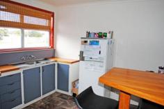 8 Wattle Crescent  PORTLAND VIC 3305 
 
f it is your first home or an investment you are seeking then you can 
stop looking.... you've found it! This 3 bedroom home has been freshened
 up with a coat of paint, new kitchen appliances and outside a 6m x 6m 
colorbond shed.Polished floorboards through most of this home, this with
 its spacious living area and affordable price tag make for a great 
start to your real estate portfolio. An inspection of this great 
property is a must 
