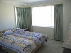 68 Gill St Moonbi NSW 2353 FULLY RENOVATED 4 BEDROOM HOME Price: $319,000.00      Bedrooms: 4 Location: MOONBI      Land Size: 1656 SQM Address: 68 GILL ST      Contact: Robert Flemming 0402 32 35 22 This
 lovely home has been tastefully renovated to modern day tastes. 
Featuring 4 bedrooms, large lounge with wood fire, kitchen, dining, new 
bathroom and 2 toilets. Situated on a 1656 sqm block in Moonbi 
overlooking the great horse facility’s Moonbi has to offer. Just a short
 walk to the shops or primary school. A great family home ready for a 
new owner.