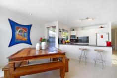  6 Magnetic Street Kawana Island Qld 4575 