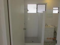  16 Isley Street, EDMONTON QLD, 4869 IDEAL - FIRST HOME BUYER/RETIRED COUPLE 2 Bedroom , 1 bathroom home, on large 710m2 lot with large double bay lock up shed in a quiet street. This property is value buying at $260,000.00 / ONO. * 2 Bedroom * 1 Bathroom * Large Lot * Double Bay Lock up she 