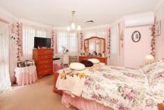 2/1 Rosetta Pl North Richmond NSW 2754 This stunning air conditioned three bedroom townhouse is located in one of the newest areas in North Richmond within walking distance to parks, river, shopping centre, and club. Downstairs comprises lounge room, powder room, kitchen, and dining area which opens out onto a low maintenance covered courtyard garden. Upstairs are three well proportioned bedrooms and main bathroom. Main bedroom has ensuite and private verandah. There is also a double garage with remote access, internal access, and drive-through to the rear. A fantastic opportunity for someone looking for a near new, low maintenance property within a short walk to all amenities. Property Features Property ID     10295103 Bedrooms     3 Bathrooms     2 Garage     2 Remote Garage     Yes