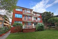  3/7 Muriel St Hornsby NSW 2077 It doesn't get much cheaper than this, great updated/refurbished 2 bedroom unit, within seconds of Hornsby Westfield featuring; * 2 Bedrooms * Near new kitchen with gas cooking & stone benchtops * Open plan lounge/dining * near new paint, carpet & blinds * Large storage/Linen cupboard * Built-in * undercover parking * share laundry Approx rates Council $271 per Qtr Strata $557 per Qtr Water $163 per Qtr This
 bright & airy unit is only metres away from restaraunts, schools, 
parks & rail, would make a great investment. Currently leased for 
$400 Per Week to a great tenant on a lease until january 2015. 
 UNDER OFFER 

 
 
		
 Features 
 »  
 Westfield 
 
	 
 
		
 »  
 2 Bedrooms 
 
	 
 
 
 
 
 

 Open for Inspection 
 By Appointment 