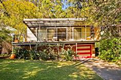 30 Crystal Ave Pearl Beach NSW 2256 Seconds to the sand and with a private lush courtyard is this light and bright, spacious duplex. Enjoying a low maintenance lifestyle, it has a generous living space with a vaulted ceiling and three good sized bedrooms. 