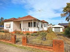 4 Ramona St Quakers Hill NSW 2763 Inspections Inspections by appointment only. You do not get an opportunity like this very often to purchase a good size 4 bedroom home set on a level 1000m2 plus block (21 meter frontage) only 120 meters walk to Quakers Hill Railway Station. Potential further development. Need we say more! Phone now to organise an inspection. For Sale     $750,000 Features General Features     Property Type: House     Bedrooms: 4     Bathrooms: 1     Land Size: 1009 m² (approx) Indoor     Toilets: 2     Alarm System     Floorboards Outdoor     Garage Spaces: 1 Other Features     GREAT BLOCK OF LAND 