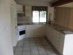  28 Rosewood Dr Strathpine QLD 4500 