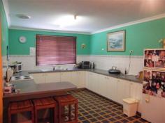  36 Second Avenue PEACEFUL BAY WA 6333 This is one of the best cottages in the leasehold area- for value, size and superb presentation- and it’s selling on a W.I.W.O. basis. It has 5 large bedrooms and is decorated in bright and cheerful colours. There’s a very large open plan living area with kitchen plus a separate lounge, a spacious laundry, rear deck for entertaining and a 10m x 4.5m shed. It is fully insulated and has two 21,000lt rain water tanks. More than enough room for two families. 