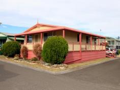  70/19 Judbooley Parade Windang NSW 2528 This lovely 2 bedroom home is situated in the friendly and secure Oaklands Gateway lifestlye park. With all the percfect features to downsizing your home and living in a holiday dreamland; bathroom and seperate toilet, open plan dinning, living and kitchen and carport. This wonderful opportunity overlooks the beautiful Lake Illawarra and all the magnificent birdlife that it boasts.  Enquire today! 
