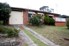  Ambarvale, NSW 2560 This 3 bedroom brick veneer house is in great condition and contains 
polished timber floors, large open plan lounge and dining rooms, modern 
kitchen, updated bathroom, built-ins, air conditioner unit, ceiling 
fans, combustion fireplace and a single garage. All this is set on a 
huge 715sqm parcel of land close to schools, shops and transport. Call 
Macquarie Real Estate Casula today for further details or to make your 
own private viewing appointment.				 
