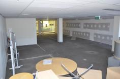  12a/20 Bungan St Mona Vale NSW 2103 Great office space, approx. 160 sqm all on one level, 4 cars. 
Conveniently located - close to shops, cafes, transport and everything 
else you might need. Price, terms and conditions negotiable. 