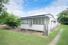 10 Hubert St South Townsville QLD 4810 PRICE + POSITION + CHARM = FANTASTIC FIRST HOME OR INVESTMENT Recently
 updated and fully air conditioned, this cottage features 3 bedrooms, 1 
bathroom and plenty of light filled living space with an open plan 
kitchen, living and dining area. The polished timber floorboards and 
period features ooze character while the contemporary styling & 
finishes give the home a modern & fresh ambiance. The new kitchen is
 spacious and features a free standing cooker. There is also a renovated
 bathroom and laundry, a single garage and an outdoor entertainment area
 with shade sails. The location couldn't be better, 506sq m of 
land on a corner block in sought after South Townsville. Perfectly 
positioned for either professionals or a young family it is close to the
 CBD, restaurants, cafe's, entertainment and schools, and is within 
walking distance of parkland with play equipment. Priced to sell do not miss out on this fantastic opportunity to buy! Property Details Bedrooms        3 Bathrooms        1 Garages        1 