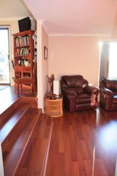 Michael Burr and Associates - Real Estate in Devonport  |  East Devonport  |  Latrobe  |  Miandetta