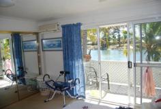  35/2 Coolgardie Street, Elanora QLD 4221 Life doesn’t get much then this 3 bedroom waterfront townhouse in a fabulous complex with tennis court and pool. This home is so livable with a great main bedroom and it’s own balcony overlooking the water. Open plan kitchen and living with a great outdoor area, the owner tells us the fishing fishing from the back yard is pretty good as well. - See more at: http://www.cccrealty.com.au/listings/residential-142497-townhouse/#sthash.hpDH2shs.dpuf 