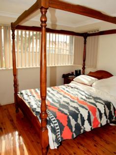  17 Church Street Appin NSW 2560 A neat three bedroom brick home, with a modern bathroom with bath and seperate toliet. Eat-in kitchen and dinning, never miss the action. Outside entertaining at the rear and front verandah to relax. Side acess to a large shed. Potential to subdivide into 2 blocks, build a new home at rear(subject to council approval). Enquire today! 