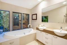 8 Kim Close Mt Coolum QLD 4573
