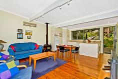 30 Crystal Ave Pearl Beach NSW 2256 Seconds to the sand and with a
 private lush courtyard is this light and bright, spacious duplex. 
Enjoying a low maintenance lifestyle, it has a generous living space 
with a vaulted ceiling and three good sized bedrooms. 