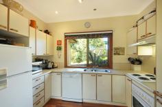  2 Blaxland Road, WENTWORTH FALLS NSW 2782 This beautifully presented villa is a delight to inspect. So close to the cosmopolitan and quaint Wentworth Falls Village, with eclectic shops, restaurants and cafes. The floor plan flows beautifully and this villa offers so much space! The light filled living area leads on to a deck which overlooks a leafy very large rear garden. This property is all about lifestyle! There is not a cent to spend as it is all neutrally painted internally, the kitchen and bathrooms are great and the overall condition fantastic. 