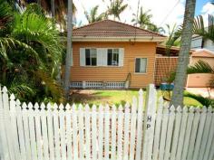  35 Cambridge St Bulimba QLD 4171         LARGE KITCHEN Bathroom is modern  Outdoor entertainment area Close to the Action of Oxford Street, Cafes, Restaurants, Movies, Woolworths, etc etc. And the Ferry and Bus Options, a number of schools close by. Contact the agent to inspect. 