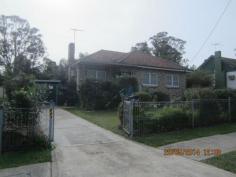 13 Graham St Doonside NSW 2767  Prime central location. Yours chance to build that dream home on this 1222 sqm land. Three bedrooms, two bathroom, two toilets, plus one exterior shower and toilet. less 5 minutes walk to station and shops, and 3 local primary schools and High school. Ideal for someone who's looking for that extra space of land. The house has a lot to offer. Features Outdoor entertainment area, Balcony. Property Details Bedrooms        3 Bathrooms        2 Agent Name:  Fe Hayward Phone:   02 9676 5000 Mobile:  0408 199995