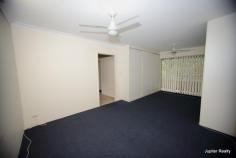  13/15-17 Helen Street Westmead NSW 2145 PERFECTLY POSITIONED & SPACIOUS Spacious 3 bedroom apartment with lounge leading to huge undercover balcony. Located within easy walking distance to Westmead hospital, station, local shops, Schools and Parramatta park. Features include : - - Separate dining & kitchen - Kitchen with stainless steel appliances & dishwasher - Internal laundry - Lots of storage space - Single lock up garage Don't delay call for inspection today !!! 