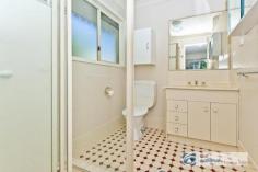 44/24 Glengarry Rd Keperra QLD 4054 Property Facts
				 
					 Property ID 
					 2691693 
				 
				 
					 Property Type 
					 townhouse For Sale 
				 
				 
					
					 Price 
					 Offers over $399,000 
				 
					
						 
							 Land Size 
							 403 m 2 
						 
						 
							 House Size 
							 - 
						 
						
							 
								 Council Rates 
								 - 
							 
							 
								 Water Rates 
								 - 
							 
							 
								 Strata Levy 
								 - 
							 
							
								 														
										
											 Tender Date 
																
									 N/A 
								 
							
							Property Features
							 
								 
									 Built In Robes 
									 Courtyard Ensuite 
								 
							 
							
								 
									 
										 Fully Fenced 
										 In Ground Pool Outdoor Entertaining 
									 
								 
							
								
									 
										 Secure Parking 
										 Shed Split System AirC 