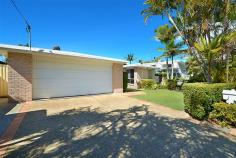  159 Paradise Parade Hollywell QLD 4216 Positioned in a quiet cul-de-sac within easy walking distance to all that Hollywell has to offer, this freestanding single level home is perfect for buyers who value style, comfort and convenience. Tasteful modern renovations and light filled interiors have perfected a truly stunning executive residence in this tightly-held enclave. - 	 Living and dining area utilise a sunlit open concept design  - 	 Seamless outdoor flow to covered deck with elevated views across the District - 	 Large in-ground swimming pool, separate Spa Pool, surrounded by established gardens  - 	 Stone kitchen features quality appliances & gas cook top  - 	 Three bedrooms, Master with Ensuite & Walk in wardrobe, two fitted with built-in wardrobes  - 	 Air-conditioned office or hobby room  - 	 Modern bathroom with a corner bath, frameless shower with monsoon shower head, separate toilet - 	 5KW Solar, soft touch light switches, electronically controlled skylight, key card access & BOSE speakers.  - 	 Large double garage, 2 car off street parking & boat/ trailer park Call the Weir Brothers for your inspection and expect the best 