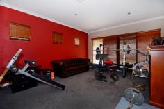  14 Langford Boulevard Madeley WA 6065 