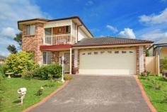 2/1 Rosetta Pl North Richmond NSW 2754 This stunning air conditioned three bedroom townhouse is located in one of the newest areas in North Richmond within walking distance to parks, river, shopping centre, and club. Downstairs comprises lounge room, powder room, kitchen, and dining area which opens out onto a low maintenance covered courtyard garden. Upstairs are three well proportioned bedrooms and main bathroom. Main bedroom has ensuite and private verandah. There is also a double garage with remote access, internal access, and drive-through to the rear. A fantastic opportunity for someone looking for a near new, low maintenance property within a short walk to all amenities. Property Features Property ID     10295103 Bedrooms     3 Bathrooms     2 Garage     2 Remote Garage     Yes