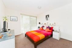  106/9-19 Myrtle Street Botany NSW 2019 Situated in a quiet cul-de-sac location is this stunning ultra-modern 2 bedroom apartment set amongst the award winning landscaped grounds of the sophisticated BayEast development. Open plan living and dining areas, framed with floor to ceiling windows with garden views. Conveniently positioned just moments to public transport, local shops, excellent local schools, Westfield Shopping, and rapid transport access to the CBD. 