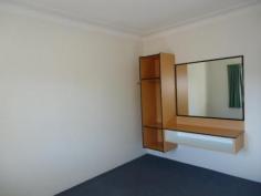  7/72 Racecourse Road Hamilton Qld 4007 AFFORDABLE NEAT AND TIDY UNIT IN GREAT LOCATION Features Include: - Two bedrooms - Mirror/shelf vanity in each room - Gas cooking - Ceiling fans - Bathroom with bath and shower - Communal laundry - On Racecourse Road, opposite shops, cafes and public transport - Great value for money            