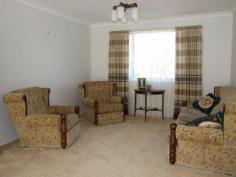 136 High St Bega NSW 2550 IMMACULATE BRICK HOME L5482. This 
immaculate 3 bedroom home won't last long! Ideally suited to investors, 
or an elderly person coming from a farm, but this homes generous space 
would also be ideal for a young family. Features include:- * Built-in wardrobes * New kitchen * New bathroom * 2 reverse cycle air conditioners * Level back yard with covered BBQ area   Property Snapshot Property Type: House Land Area: 760 m2
