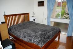  Ambarvale, NSW 2560 This 3 bedroom brick veneer house is in great condition and contains 
polished timber floors, large open plan lounge and dining rooms, modern 
kitchen, updated bathroom, built-ins, air conditioner unit, ceiling 
fans, combustion fireplace and a single garage. All this is set on a 
huge 715sqm parcel of land close to schools, shops and transport. Call 
Macquarie Real Estate Casula today for further details or to make your 
own private viewing appointment.				 