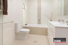  17A Kinmond Ave Wavell Heights QLD 4012 