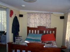  37 Single Street Werris Creek NSW 2341 3 bedroom vinyl clad home on good sized block in Werris Creek. Kitchen has gas stove, open plan dining room. Reverse cycle air conditioning, gas heating, loungeroom and covered front porch. Bathroom with shower and vanity, separate toilet. Private and secured garden area offers a place to relax and unwind. Small rainwater tank, carport, garden shed and your very own original artwork complete this unique package. 