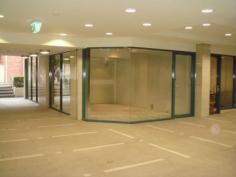  99 Military Road 

					RETAIL, SHOWROOM or OFFICE in HEART of NEUTRAL BAY on BUSY MILITARY ROAD & VERY AFFORDABLE! 
 
FUNCTIONAL SPACE. 
Partitioned front and rear area 
Dual access from front and rear. 
LARGE WINDOWS has NATURAL LIGHT in ABUNDANCE. 
Pantry/kitchenette. 
Security car space. 
 
Would suit various types of businesses (subject to approval of relevant council, building, etc): 
 
Retail businesses 
Dental/beauty/health clinics 
Florists 
Advertising & marketing 
Professional Firms 
Finance/Mortgage broking 
IT companies 
Accountants/Solicitors 
Travel Agents 
& Many More ........ 
 
 
Contact: Alex Dharma 0414 660 887 
Email: ad@citiwise.com.au 
