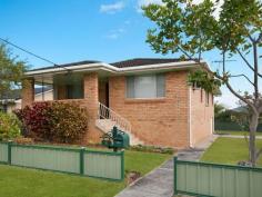 6 Suzanne St East Ballina NSW 2478 Family Home In Original Condition This gem of a 4 bedroom home in original condition is located in popular area of East Ballina within easy walking distance of North Creek for fishing and swimming. Built in the 1960's the home includes eat in kitchen, separate lounge, large entry porch which enjoys pleasant north views, another feature is the honey coloured teak flooring, storage area, work shop and 2 car garage are located underneath leaving a large area of level block for gardening, caravan and boat storage.   Property Snapshot Property Type: House Construction: Brick Veneer Features: Dishwasher Lounge Storage