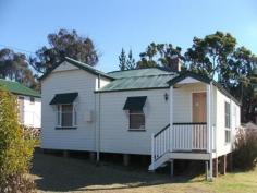  26 McGregor Tce STANTHORPE Qld 4380 Set on a fully fenced 1012 sqm block near the hospital and not far from town this very neat home features three bedrooms, near new bathroom, modern kitchen, good floorcoverings and paint and much more.  Inspection is by appointment, so contact Sally Rowen on 0417 633 969 to arrange. General Features Property Type:   House Bedrooms:   3 Bathrooms:   1 Land Size:   1012 m² (approx) Indoor Built in Wardrobes Outdoor Carport Spaces:   1 Fully Fenced 