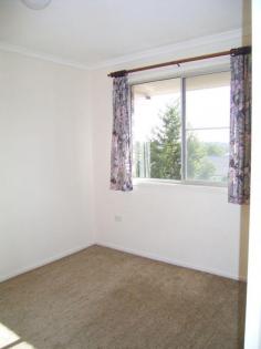  5/8 James Street Rangeville QLD 4350 This High set 2 Bedroom Unit is located within 200 m of range Shopping Centre. Walking distance to Picnic Point and restaurants. Open plan Lounge/Dining/Kitchen, Both Bedrooms have robes. Car parking under. 