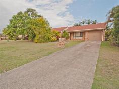  54 Lachlan Crescent Sandstone Point QLD 4511 Ready To Go! $358,990 With brand new carpets and internal paint this lowset brick home is ready to move in to and enjoy. Entertain your guests under the covered patio and overlook the kids, grand kids, or the pets playing happily and safely in the fully fenced yard.  Good size living areas, 3 built in bedrooms, internal access from the garage and a park directly over the road. Located just a short stroll to the water and a short drive to Bribie Island. Be quick, won't last long. Map Data Terms of Use Report a map error Map Satellite 50 m  Property Type House  Property ID 11686100090  Street Address 54 Lachlan Crescent  Suburb Sandstone Point  Postcode 4511  Price $358,990  Land Area 677 sqm 