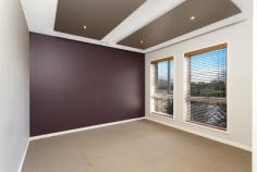  1/12 Mulga Pl West Albury NSW 2640 Low Maintenance & Modern! 
 3 Beds | 2 Baths | 2 Cars 
 
			For Sale Price: $280,000 
 Located in West Albury, this modern, 3 bedroom, 2 
bathroom unit offers purchasers an excellent opportunity to enter the 
property market at an affordable level, either as a first home buyer or 
as an investor. 
 
Built by Trentwood Homes, the property offers a low maintenance yard 
with side access, feature walls throughout, down lights, a sleek modern 
kitchen with ample storage and a gas fireplace under the alfresco area -
 perfect for entertaining outdoors on cooler evenings. 
 
With all services available and only 2 units on the property, this is an opportunity not to be missed. 