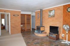  53 Kings Lane Maleny QLD 4552 Tradies- Renovators- Special Price Reduced By $40,000 * Double brick home on one acre. * 3 bed/2bath/2car shed workshop. * Ideal free draining soil for landscaping and gardening * Established fruit trees /plenty of water from 5K gal rainwater tank plus bore. * Ideal renovator in sort after location just minutes to town * Price Reduced From $439,000 to $399,000 * Bargain ! General Features Property Type: House Bedrooms: 3 Bathrooms: 2 Building Size: 200.00 m² (22 squares) approx Land Size: 3989 m² (approx) Outdoor Features Carport Spaces: 2 Garage Spaces: 1 