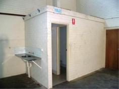 11/378 South Street, O'Connor This is very secure brick concrete and iron 
building with space for containers to be handled, especially if you 
value car parking and location next to Bunning's City Farmers Freedom 
Pools Auto Pro O’Connor Seafood Direct and many others 673 sqm warehouse/factory 200 on site car bays Height to under truss 6m Toilet Office area Roller door access Room to load and unload containers Security System Natural light as well as artificial light Strata Levy Incl Building Insurance :$7186.20 Per Year Water Corporation: $996.54 Per Year City of Fremantle: $6100.72 Per Year 