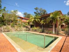 27/37 Old Coach Road, Tallai QLD 4213 Introducing this 2 Bedroom Single Level Villa in the beautiful Sovereign Garden Villas complex. Featuring 2 large bedrooms, master with ensuite and built-in robes, second bedroom with built-in robes and another separate bathroom with shower. Separate Dining room, large lounge with cathedral ceilings and well designed kitchen. Carpets throughout with tiles in the kitchen area.  Single Garage with remote and laundry with internal access. Private back courtyard with room for a coffee table and chairs to sit and have a cup of tea, read a book and entertain friends. Plenty of cupboards and storage space. Low Body Corp Fees. 