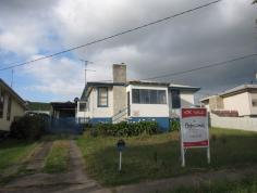  105 Comans St Morwell VIC 3840 Ideal investment or First Home House - Property ID: 682855 BJ Bennett and Co Professionals Real Estate Morwell.  Two bedroom home on large block. Open plan kitchen and living area. Features gas heating and cooking.  