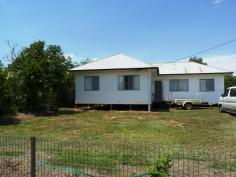  16 Fowles St  Roma QLD 4455 GRAB A BARGIN! 3 good sized bedrooms, with modern kitchen that has a dishwasher and bathroom. This great first home is reverse cycle air conditioned and has ceiling fans. This home has gas hot water and is fully fenced with a large 2 bay garage. Fantastic location being so close to schools and shops. 